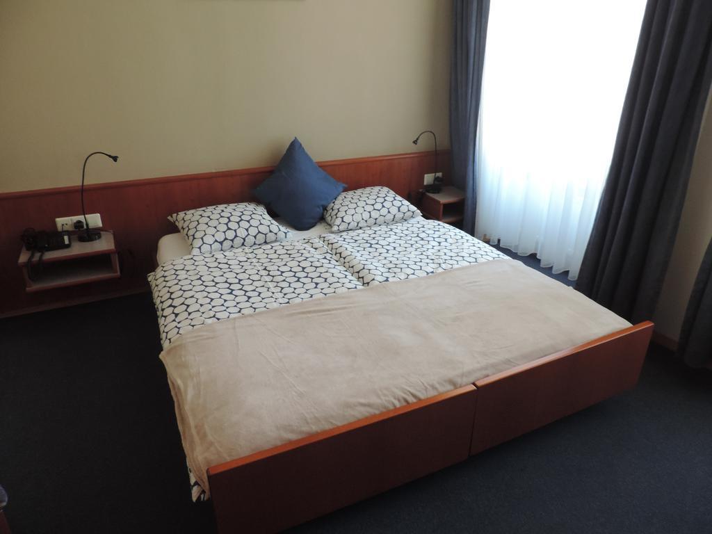 Le Petit Poete Hotel 2*